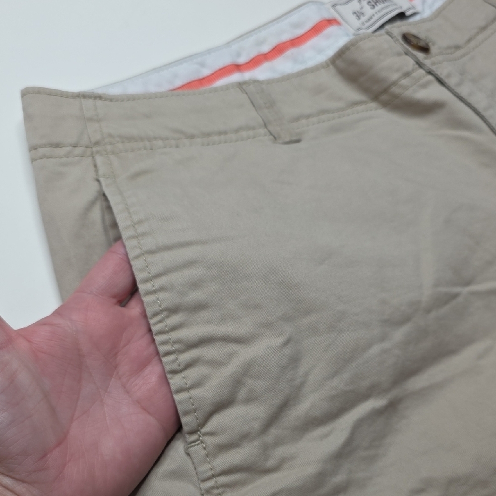 Old Navy Khaki Chino Shorts 3.5" Rolled Oats Women's Size 12 Summer Preppy Norm - Picture 6 of 10
